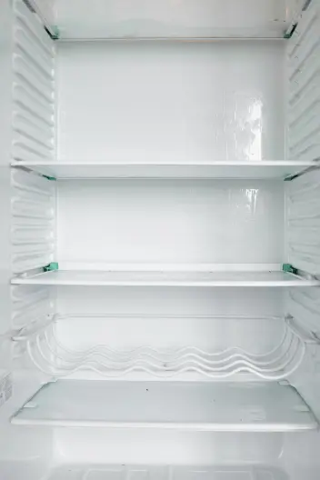 refigerator(352 x 529 px)